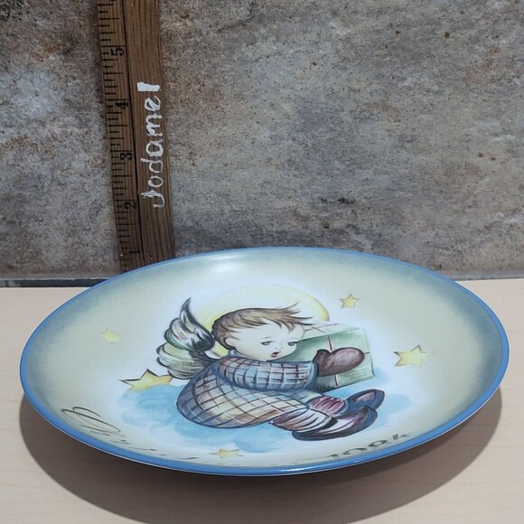 Schmid Hummel Christmas 1984 A Gift From Heaven Decorative Wall Hanging Plate - Picture 6 of 11